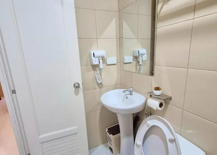 Amira Chateau At Victoria Sports Tower Beside Gma Kamuning Mrt Station With Free Pool And Gym Access 4*
